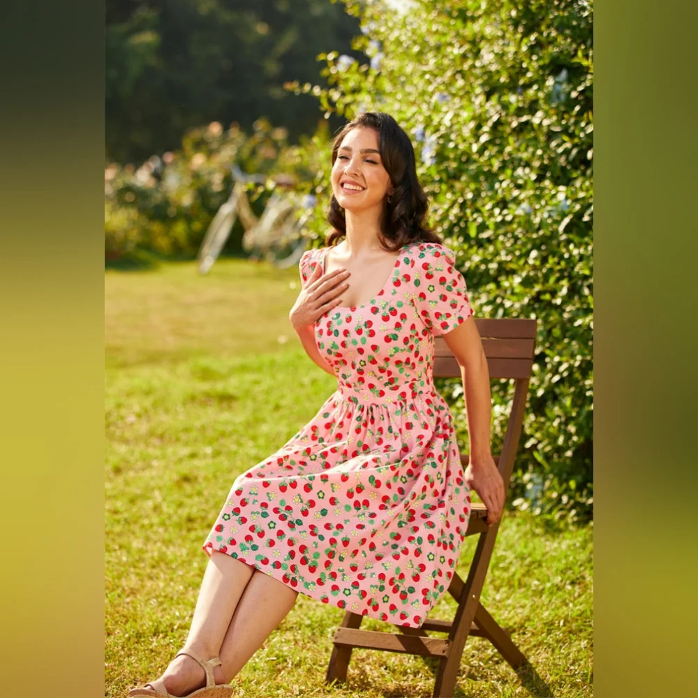 NWT ModCloth What's the Scoop A-Line Strawberry Print Dress with Pockets Size L - Picture 4 of 14